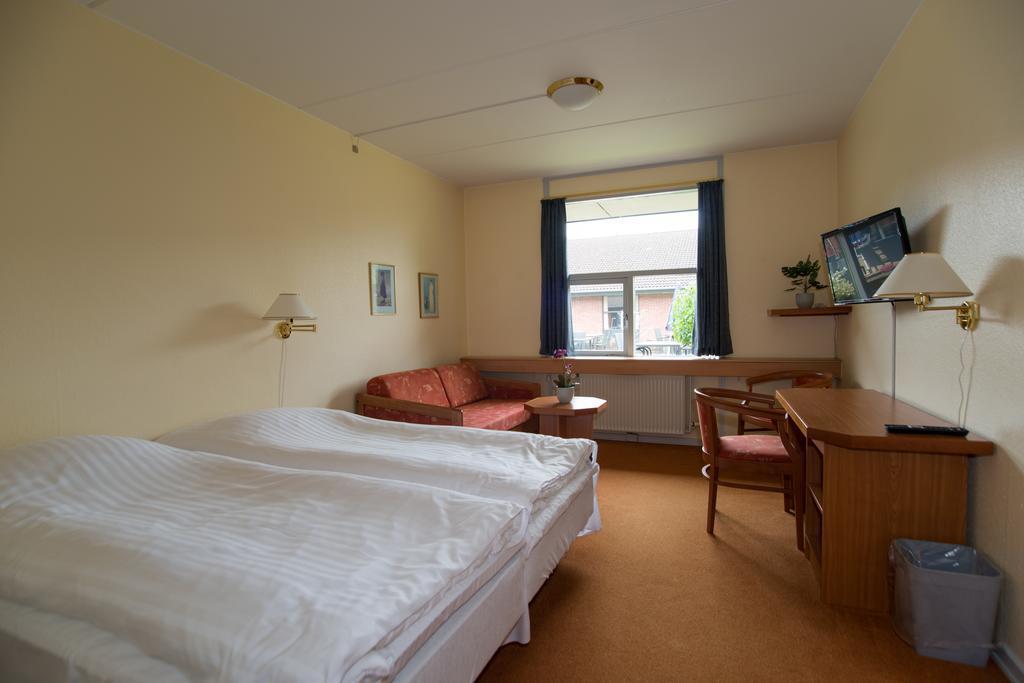 Hotel Lynggaarden Herning Eksteriør bilde