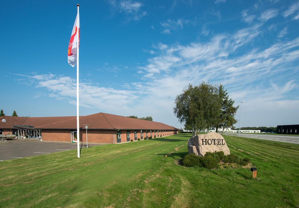 Hotel Lynggaarden Herning Eksteriør bilde