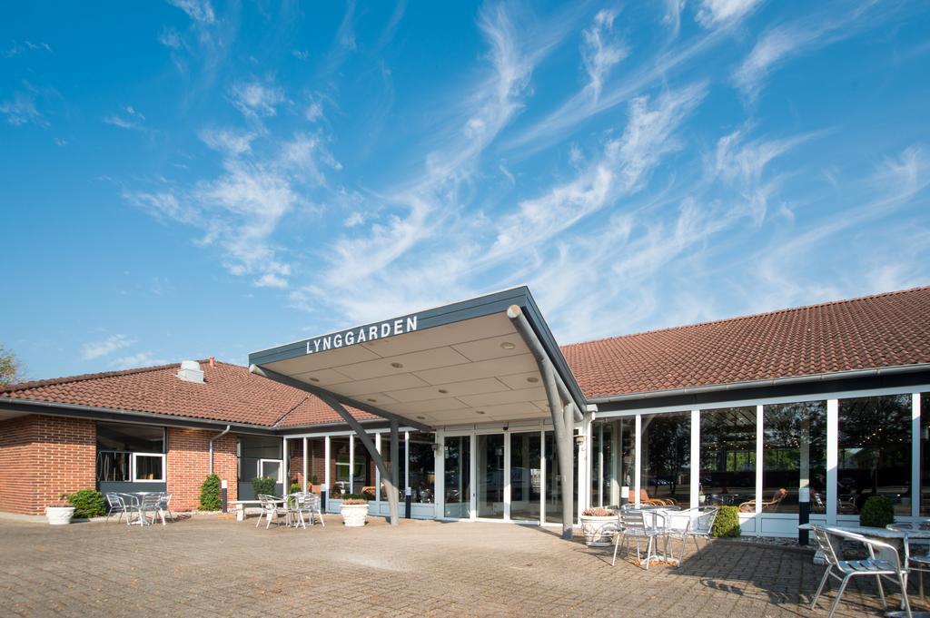 Hotel Lynggaarden Herning Eksteriør bilde