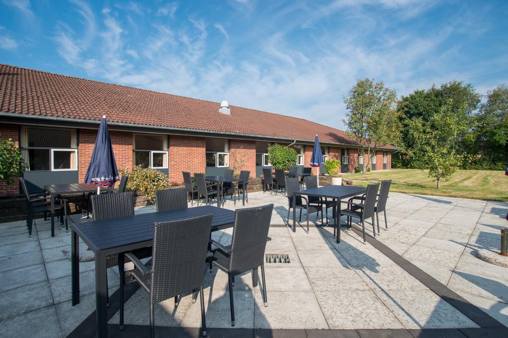 Hotel Lynggaarden Herning Eksteriør bilde