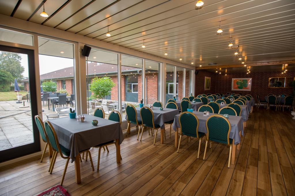 Hotel Lynggaarden Herning Eksteriør bilde