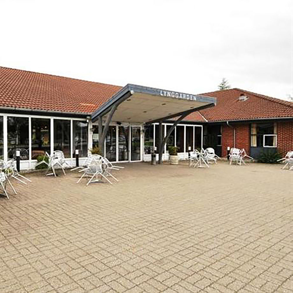 Hotel Lynggaarden Herning Eksteriør bilde